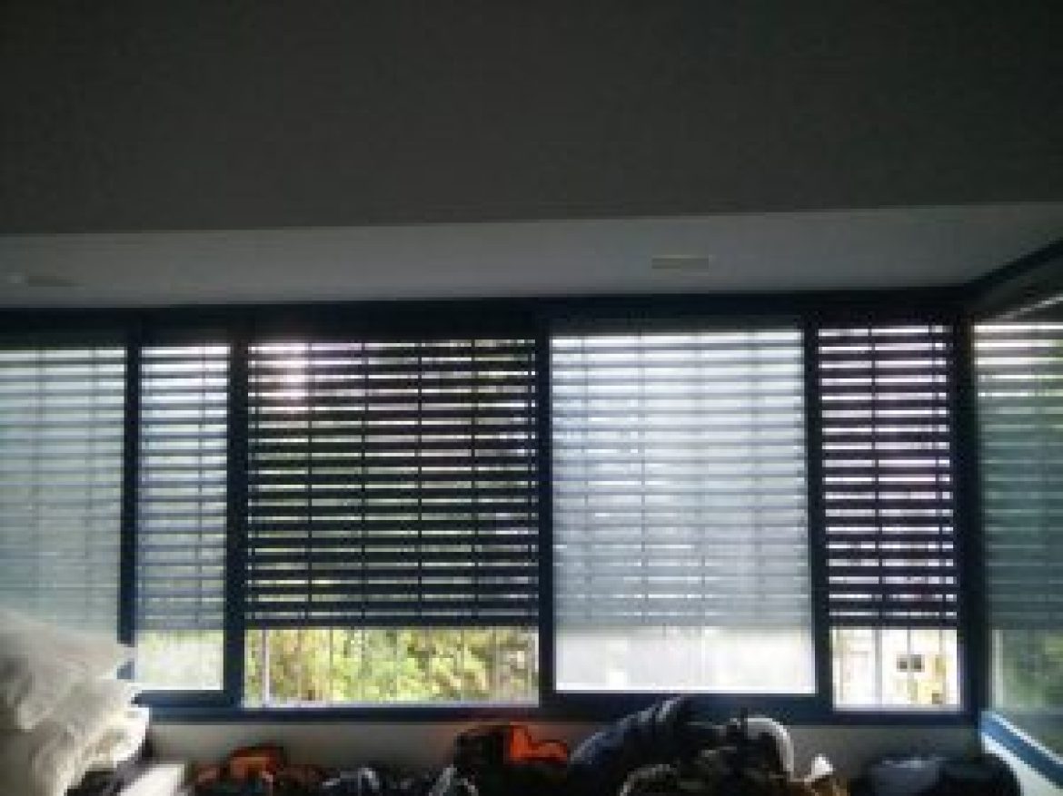 מנוע סומפי לתריס גלילה תריס חשמלי בפתח תקוה ראש העין